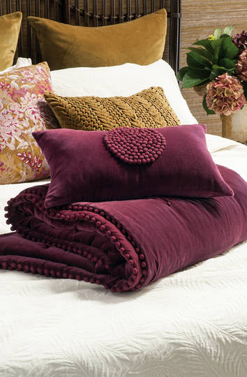 Bianca Lorenne - Mara Fuschia Comforter/ Eurocase /Cushion